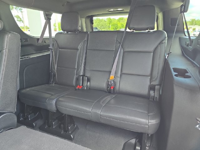 Certified 2024 Chevrolet Suburban LT AWD/4WD image 16