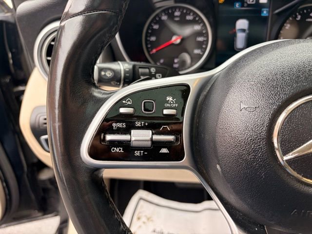 Used 2022 Mercedes-Benz GLC 300 4MATIC w/ Driver Assistance Package image 23