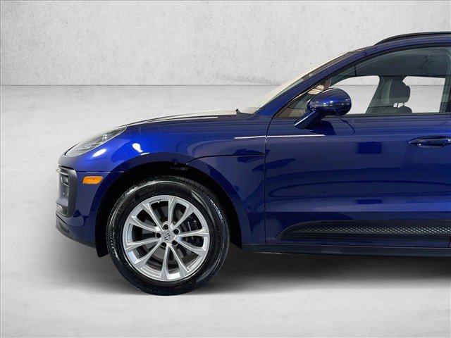 Certified 2026 Porsche Macan AWD/4WD image 28