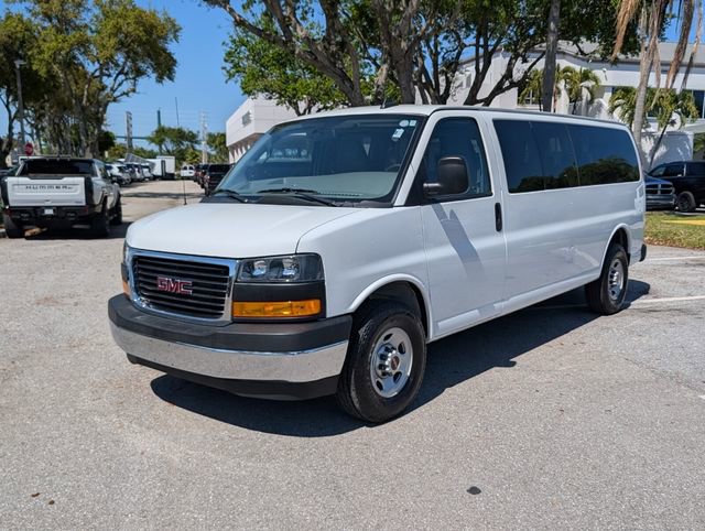 Certified 2023 GMC Savana 3500 LS w/ Chrome Appearance Package image 3