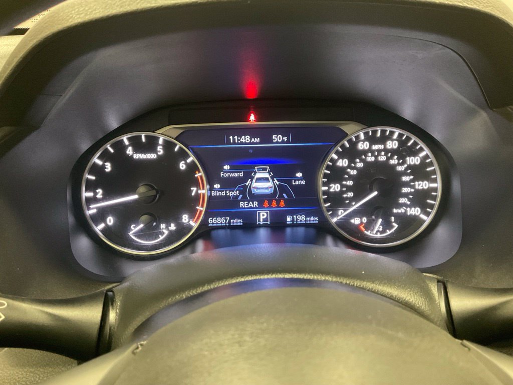 Used 2024 Nissan Altima 2.5 SV FWD image 2