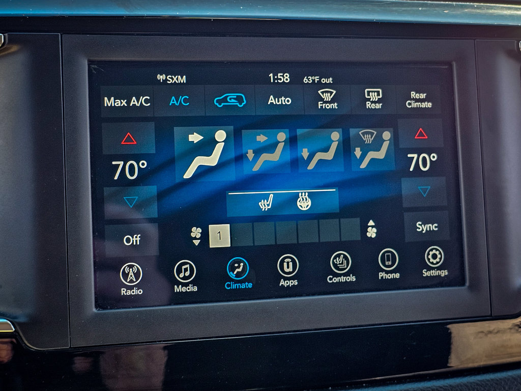 Used 2019 Chrysler Pacifica Touring-L FWD image 22