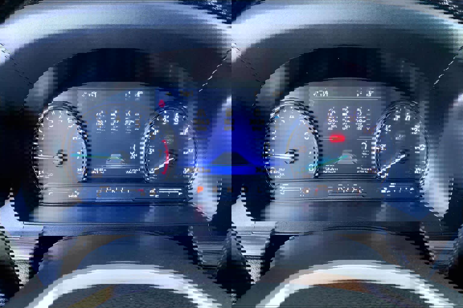 Used 2022 Ford Explorer Limited w/ Equipment Group 301A image 25