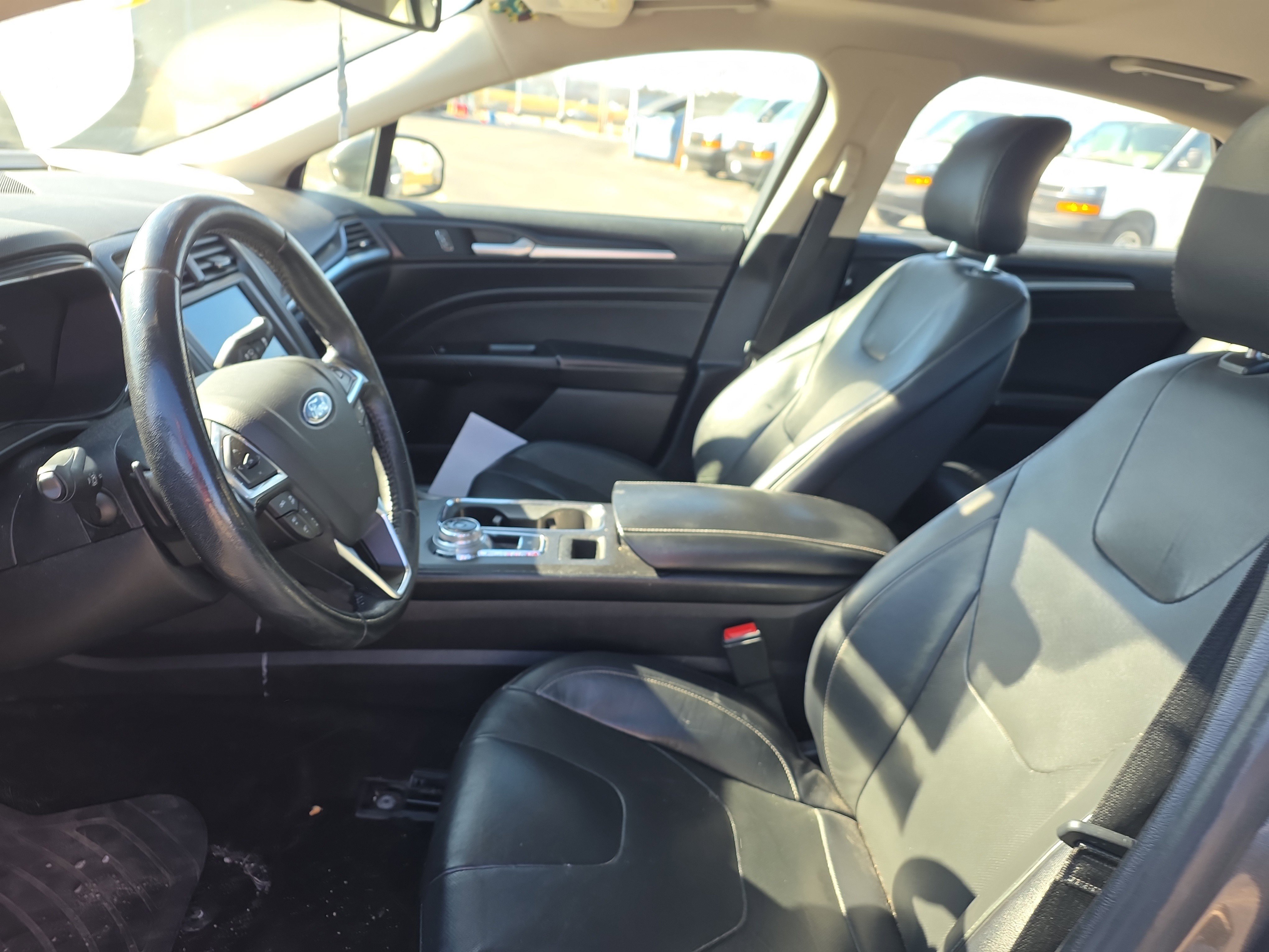 Used 2020 Ford Fusion Titanium image 13