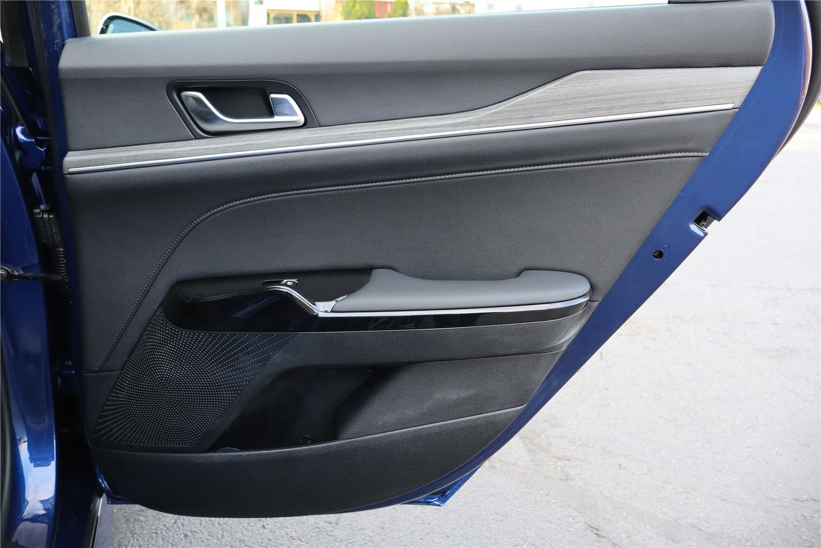 Used 2025 Kia K5 EX image 29