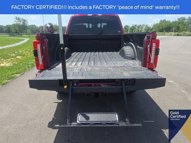 Certified 2025 Ford F250 Lariat w/ Lariat Ultimate Package AWD/4WD image 17