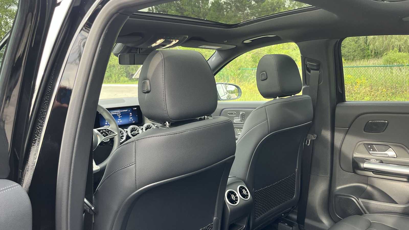 New 2026 Mercedes-Benz GLA 250 4MATIC image 31
