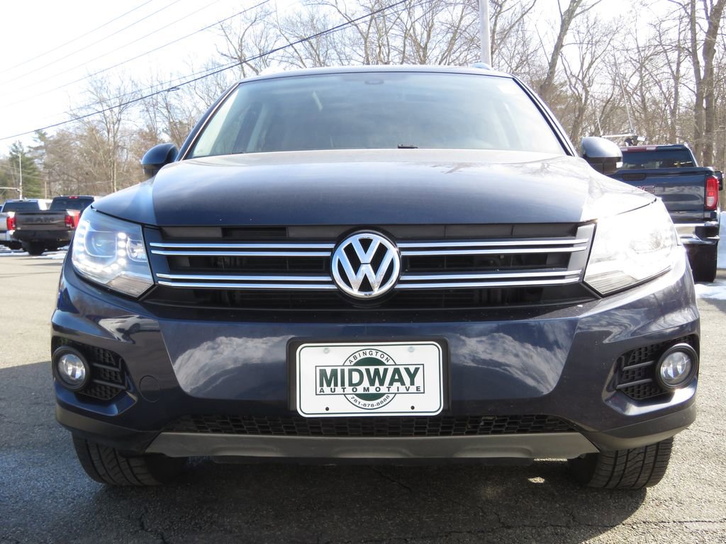 Used 2016 Volkswagen Tiguan SE image 2