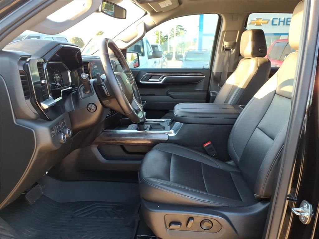 Certified 2023 Chevrolet Silverado 1500 LTZ image 19