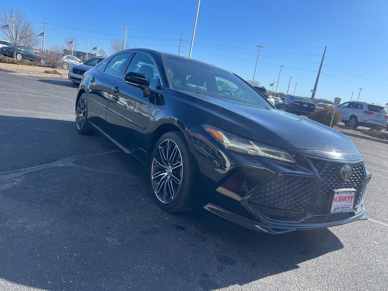 Used 2019 Toyota Avalon Touring w/ All Weather Liner Package image 2