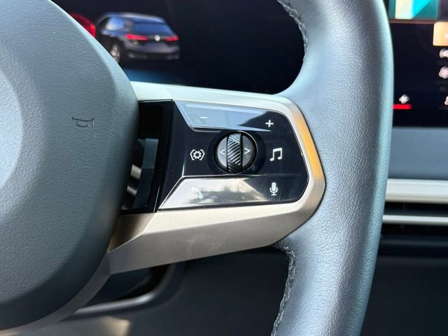 Used 2026 BMW iX xDrive45 w/ Premium Package image 26