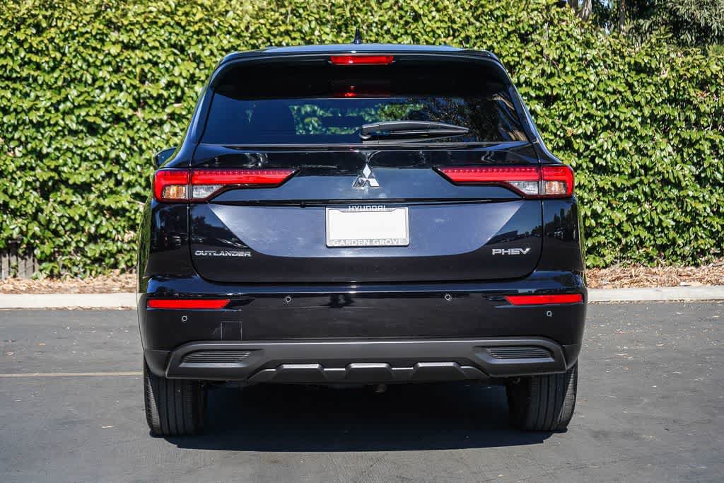 Used 2025 Mitsubishi Outlander ES AWD/4WD image 5