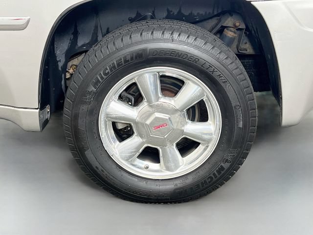 Used 2007 GMC Envoy SLE AWD/4WD image 9
