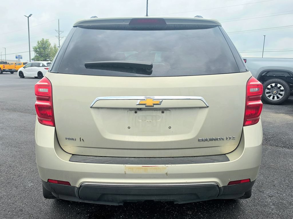 Used 2016 Chevrolet Equinox LTZ w/ Enhanced Convenience Package AWD/4WD image 5