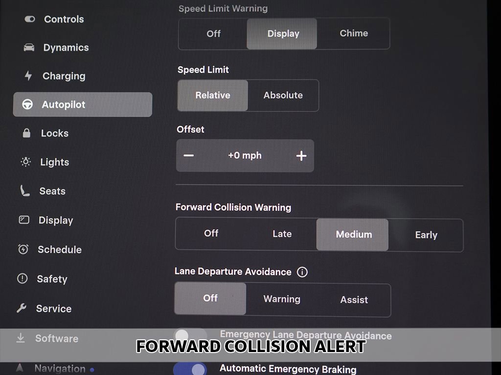 Used 2024 Tesla Model Y Performance AWD/4WD image 9