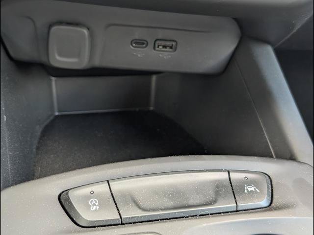 New 2026 Chevrolet Trax RS w/ Sunroof Package FWD image 15