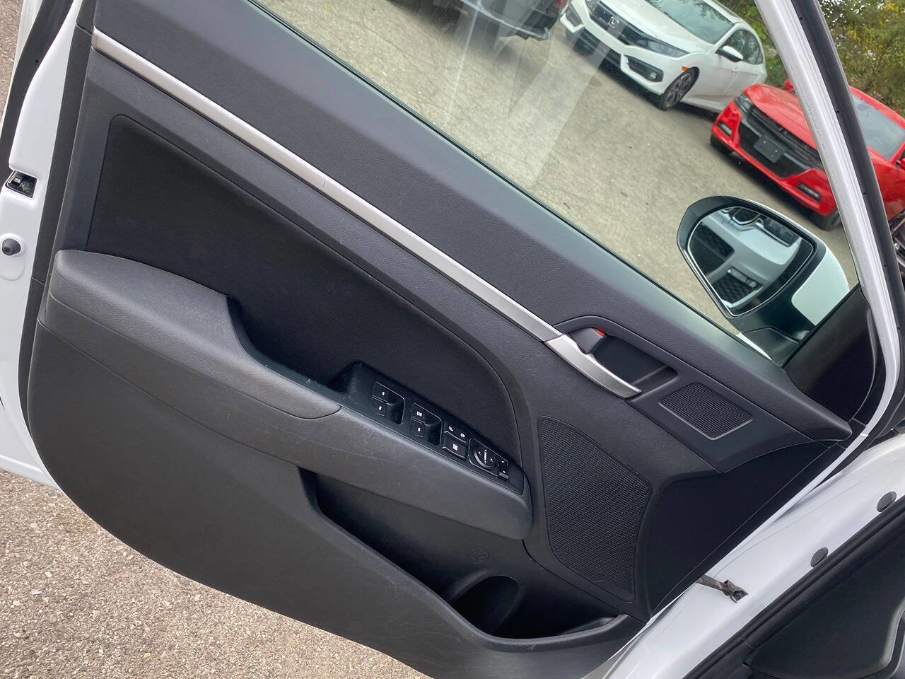 Used 2020 Hyundai Elantra SEL w/ Cargo Package (C1) image 14