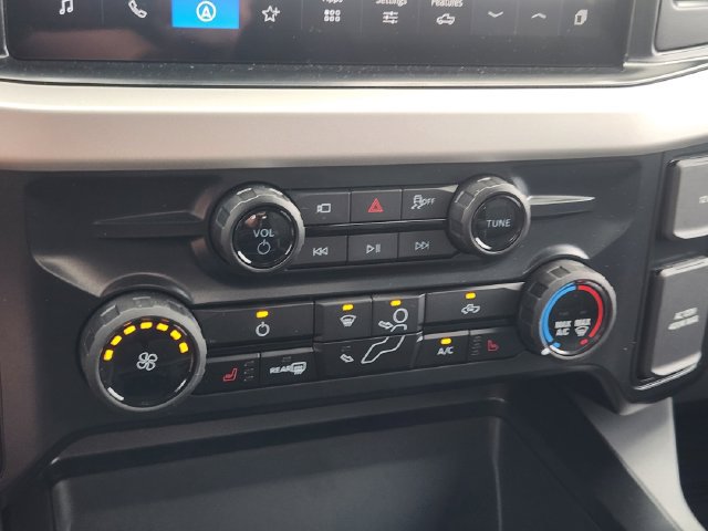 New 2026 Ford F350 XLT w/ XLT Premium Package AWD/4WD image 17