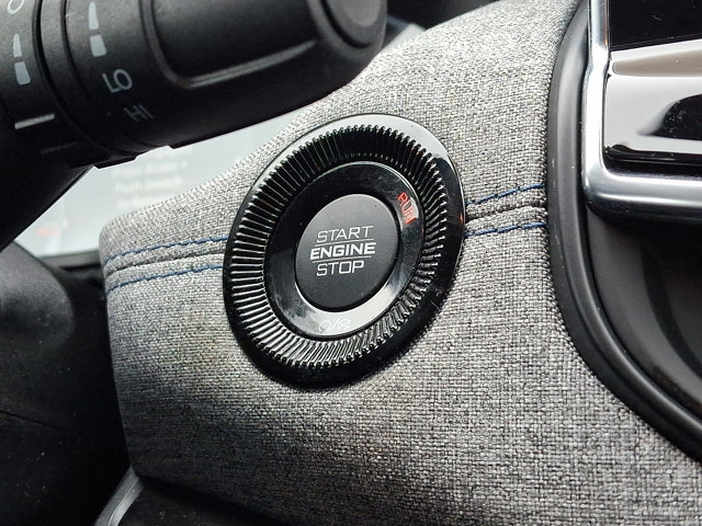 Used 2023 Jeep Compass Latitude image 26