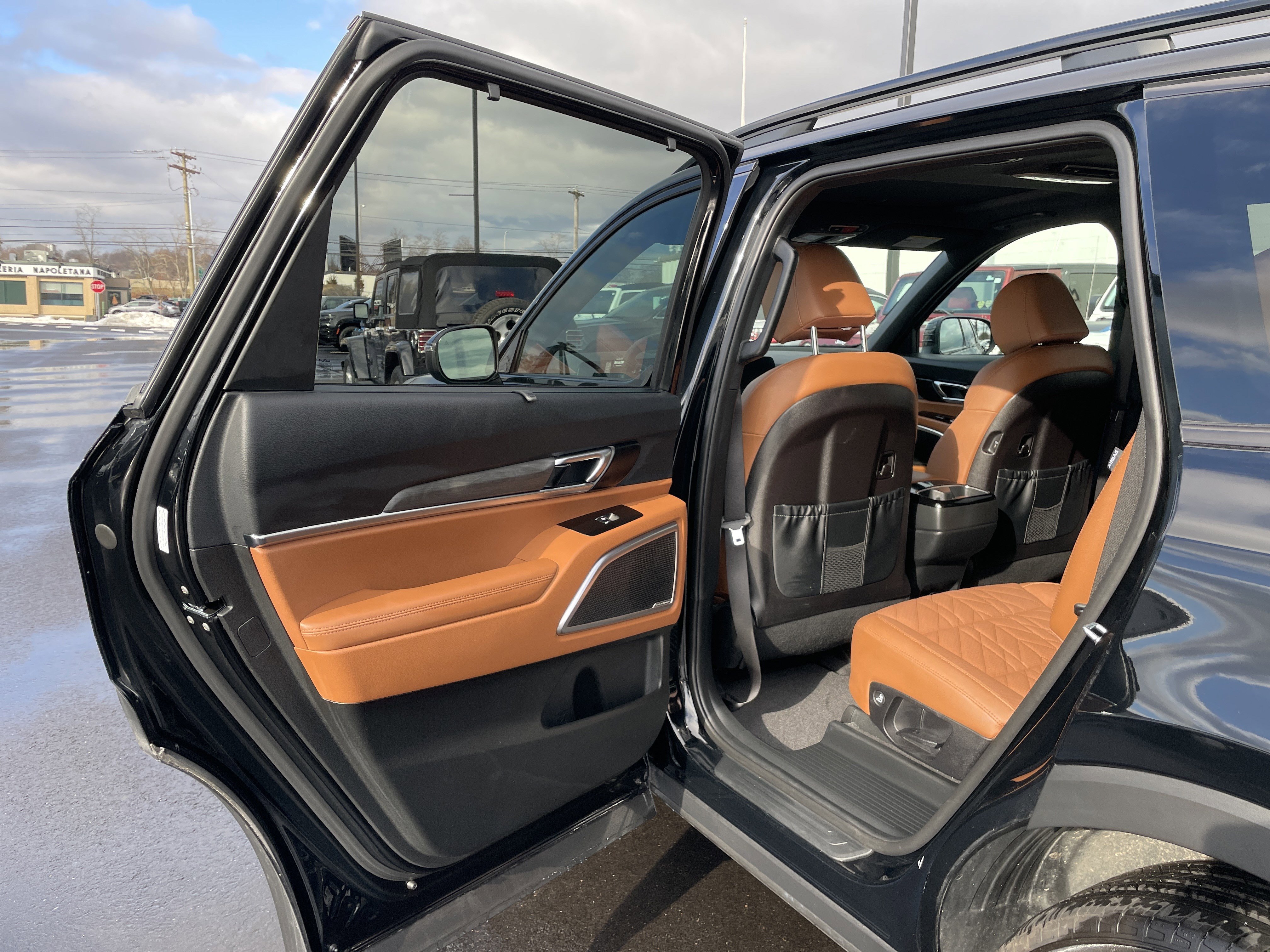 Used 2025 Kia Telluride EX X-Line image 29