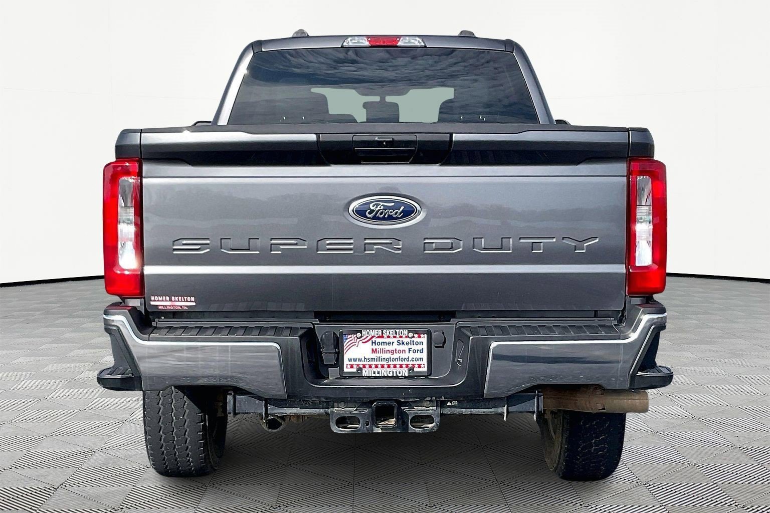Used 2025 Ford F250 XLT w/ FX4 Off-Road Package image 4