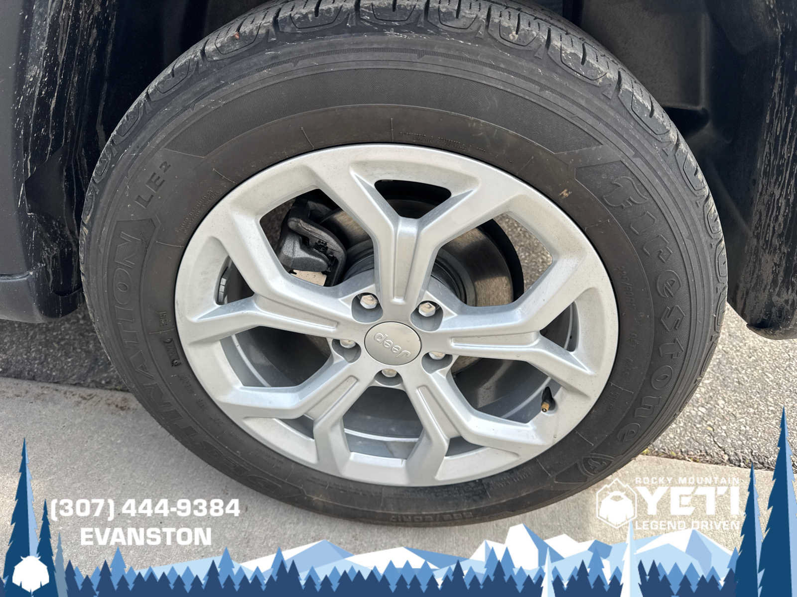 Used 2024 Jeep Compass Latitude AWD/4WD image 18