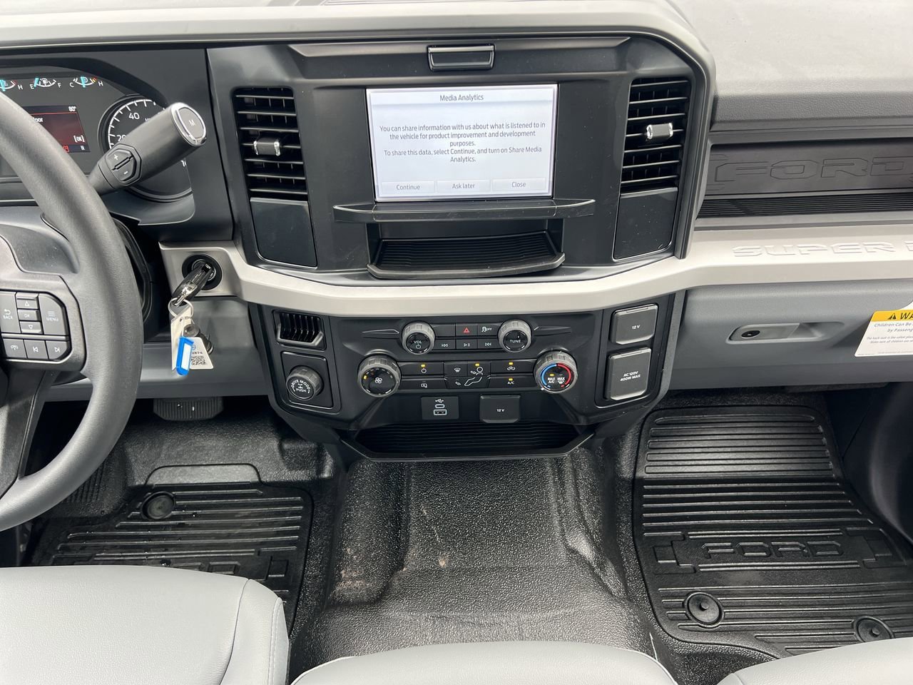 New 2026 Ford F250 XL w/ XL Chrome Package image 15