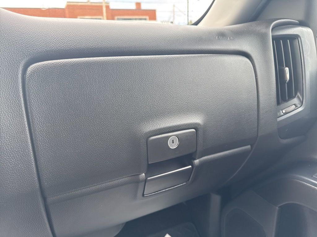 Used 2017 GMC Sierra 1500 4x4 Crew Cab w/ Sierra Convenience Package image 30