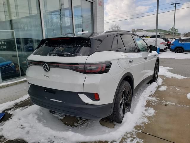 New 2025 Volkswagen ID.4 Pro S Plus AWD/4WD image 3