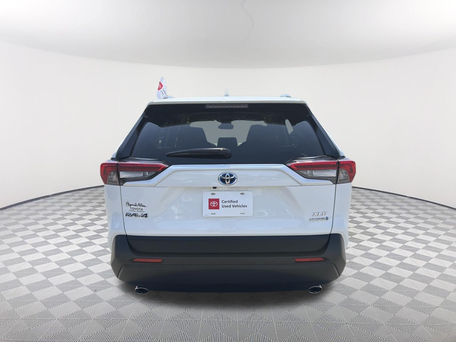Certified 2024 Toyota RAV4 XLE AWD/4WD image 15