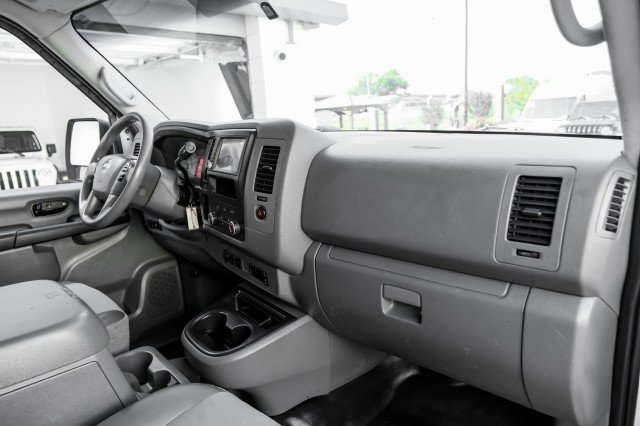 Used 2020 Nissan NV 2500 SV RWD image 10