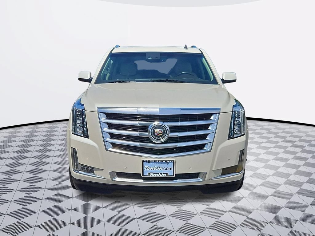 Used 2015 Cadillac Escalade ESV Premium AWD/4WD image 9
