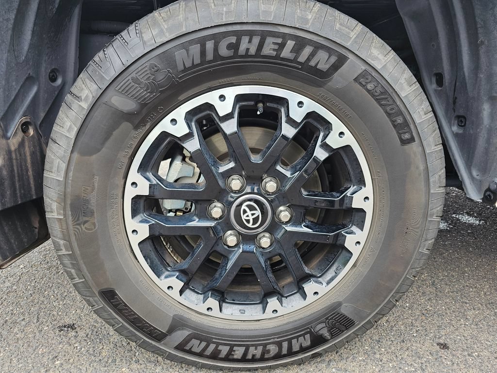Used 2025 Toyota Tundra SR5 w/ TRD Off-Road Premium Package AWD/4WD image 18