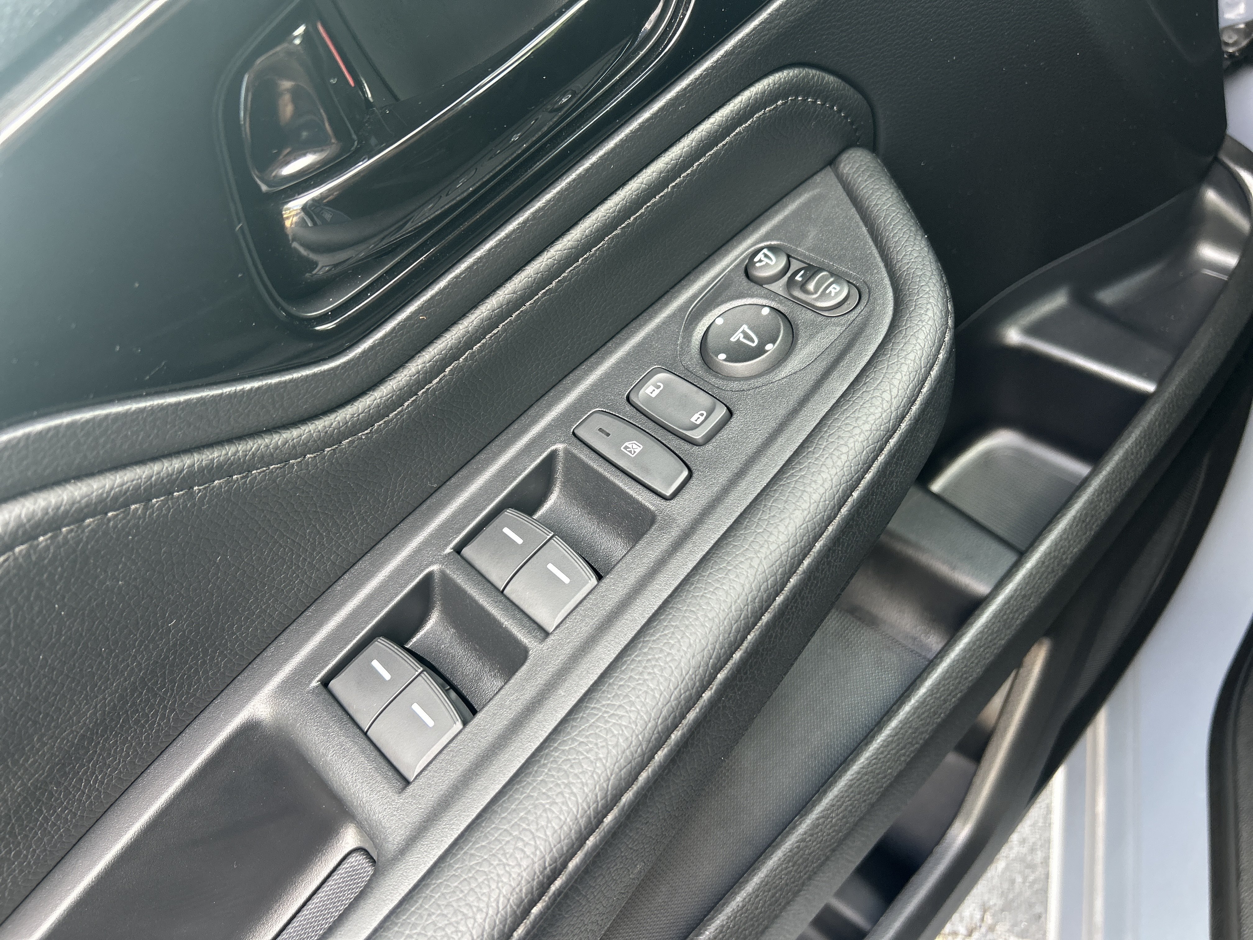 Certified 2025 Honda Odyssey Elite image 23