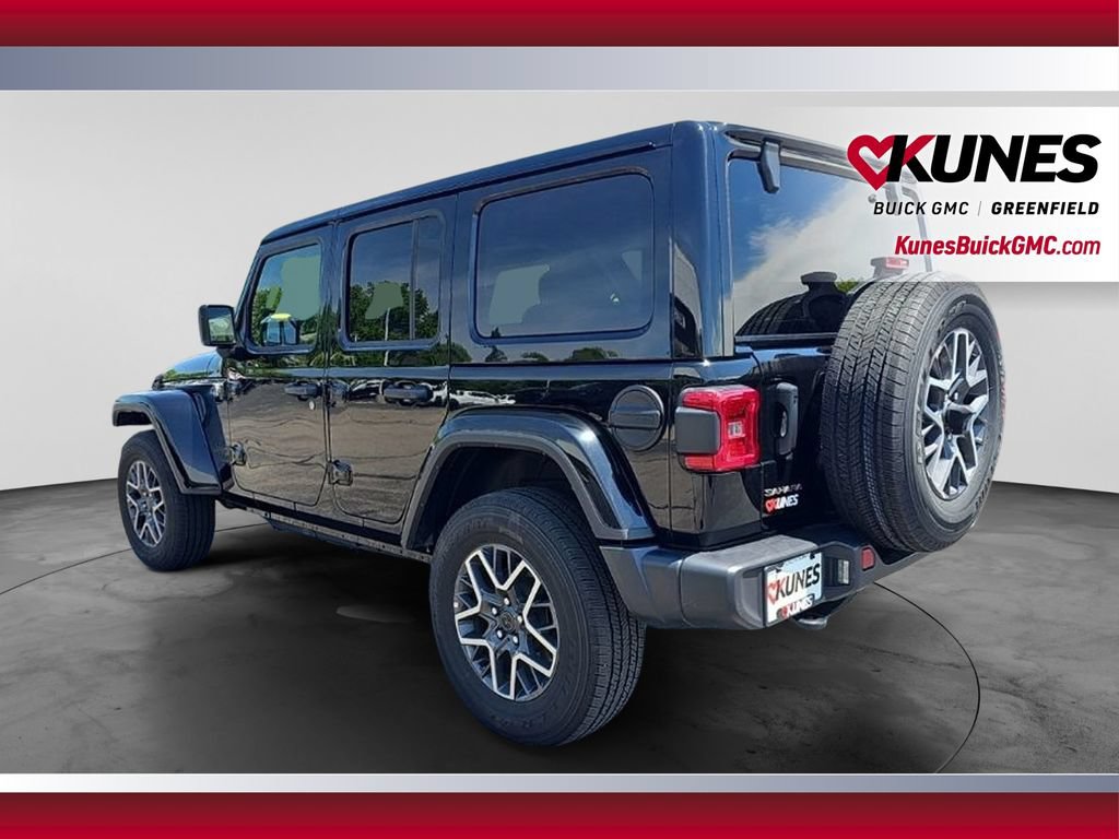 Used 2025 Jeep Wrangler Unlimited Sahara AWD/4WD image 8