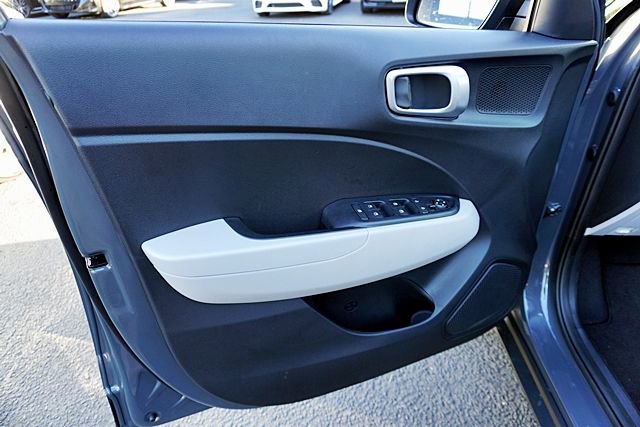 Used 2026 Hyundai Venue SEL image 26