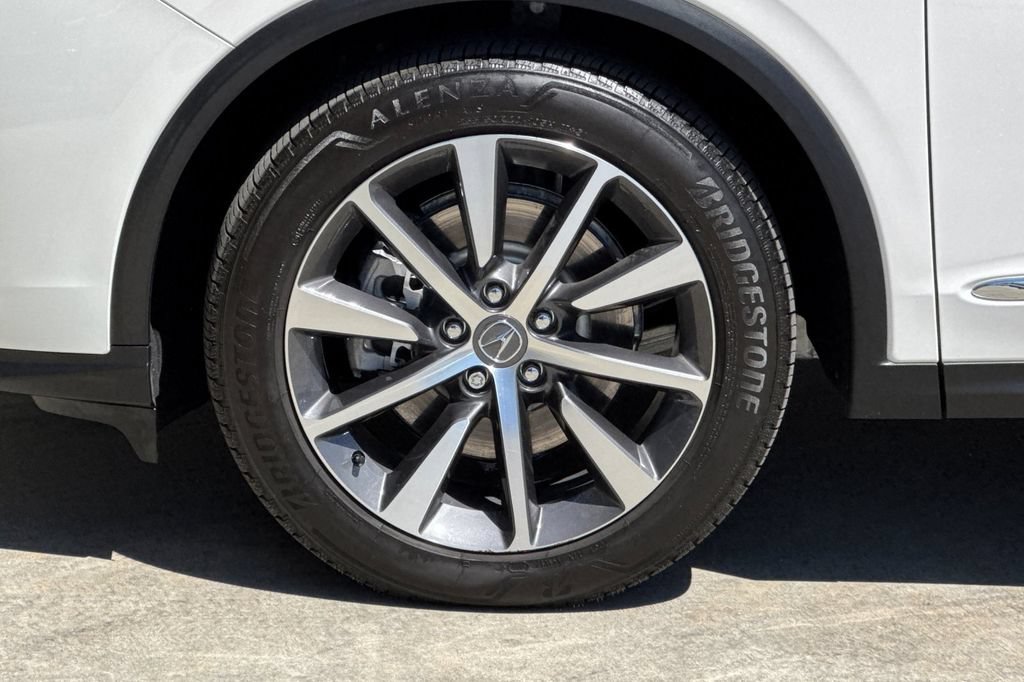 Certified 2026 Acura MDX w/ Technology Package FWD image 37