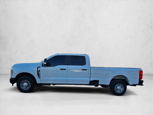 Certified 2024 Ford F350 XL w/ Camper Package image 2