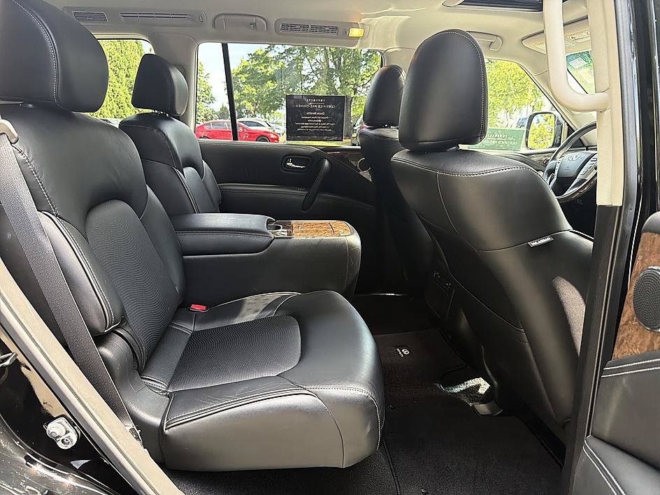 Used 2016 INFINITI QX80 4WD w/ Driver's Assistance Package image 22