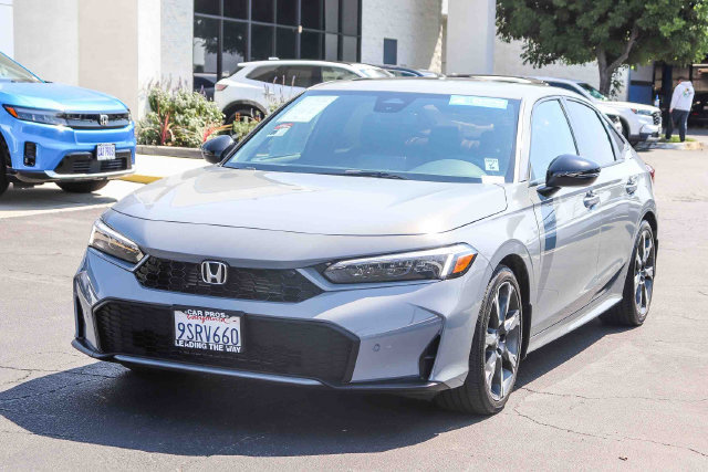Used 2025 Honda Civic Sport image 4