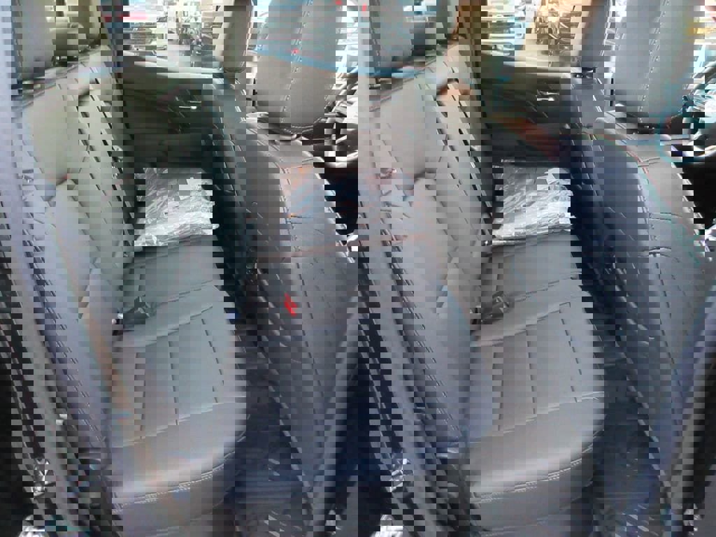 New 2026 Chevrolet Colorado LT w/ LT Convenience Package AWD/4WD image 17