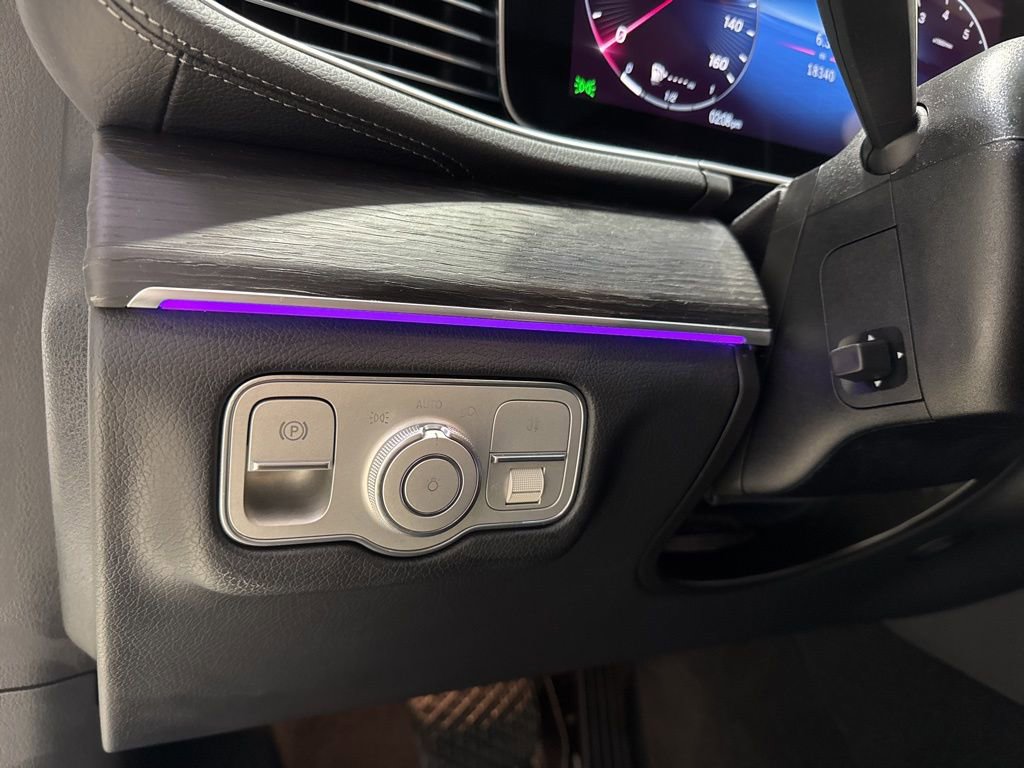 Used 2024 Mercedes-Benz GLS 450 4MATIC image 15