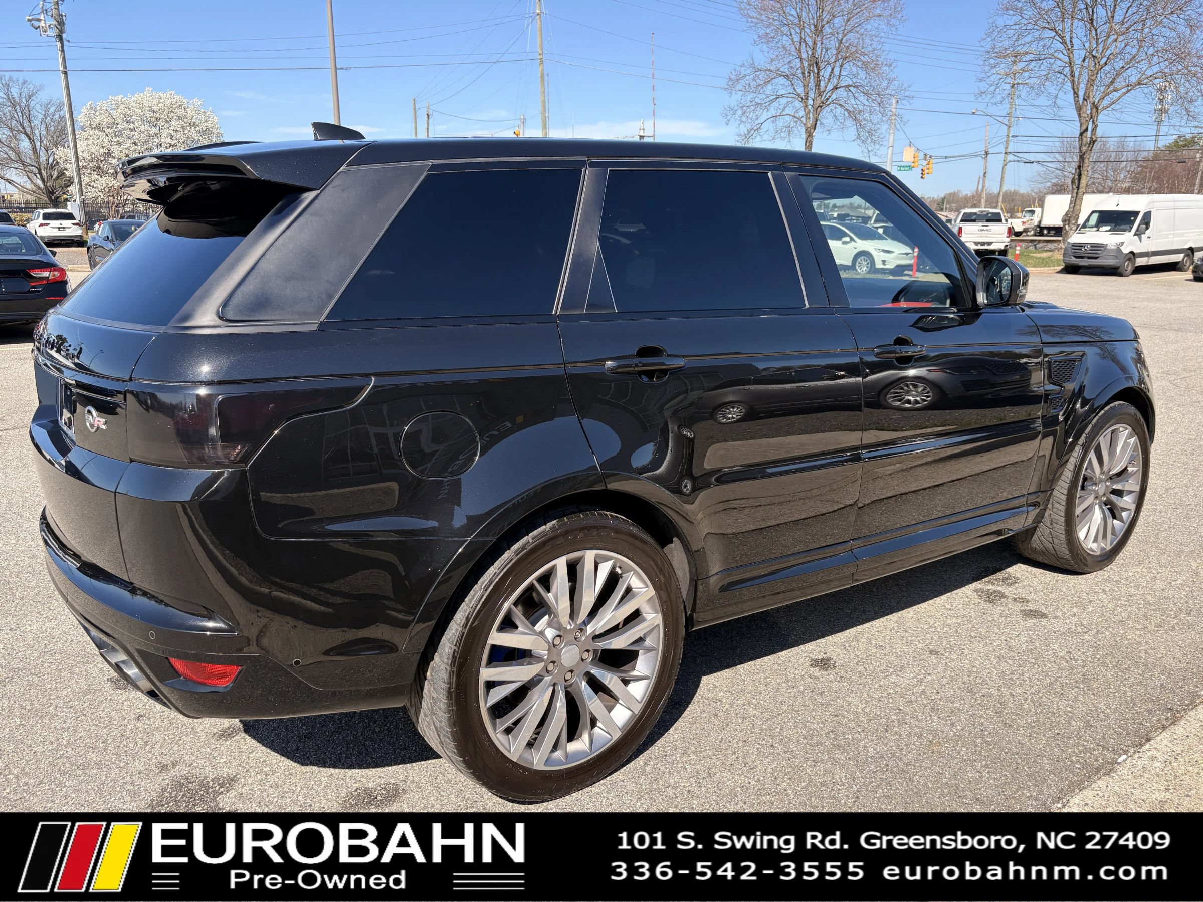 Used 2017 Land Rover Range Rover Sport SVR AWD/4WD image 29