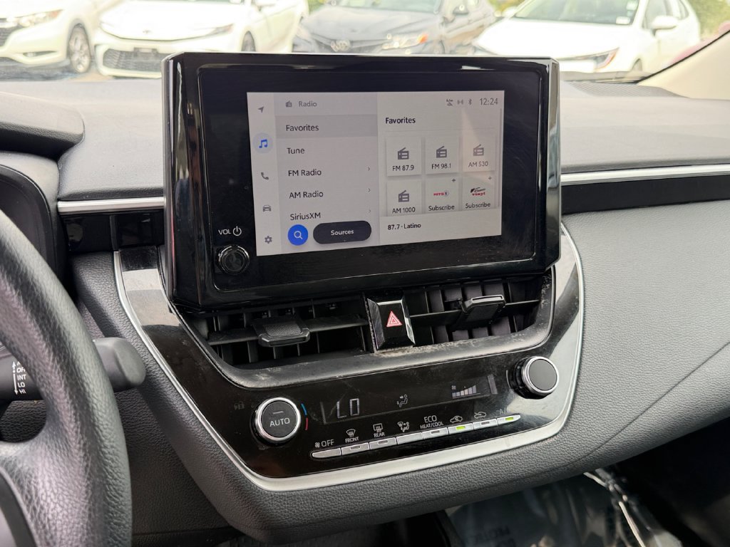 Used 2025 Toyota Corolla LE FWD image 23