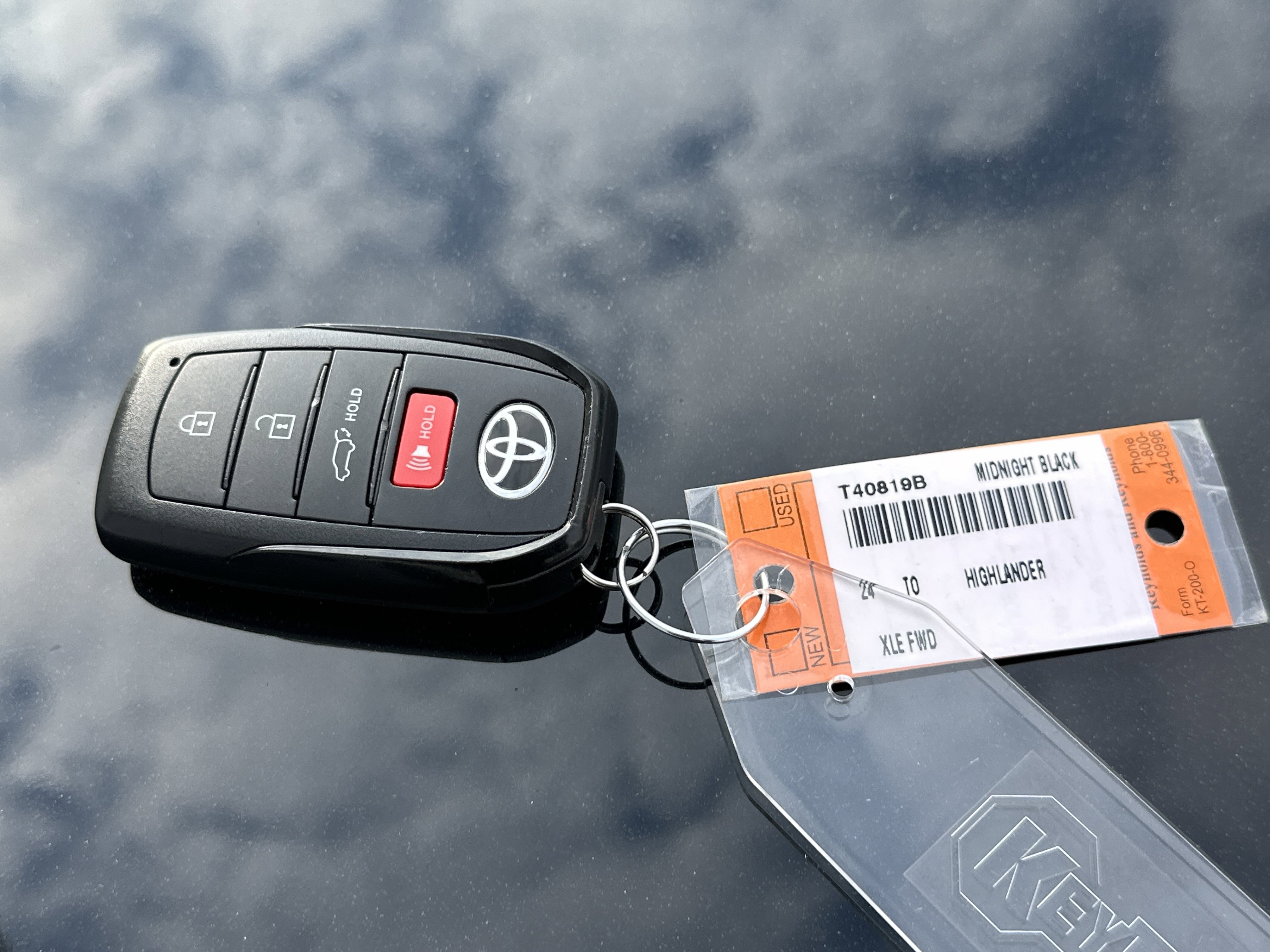 Used 2024 Toyota Highlander XLE image 37