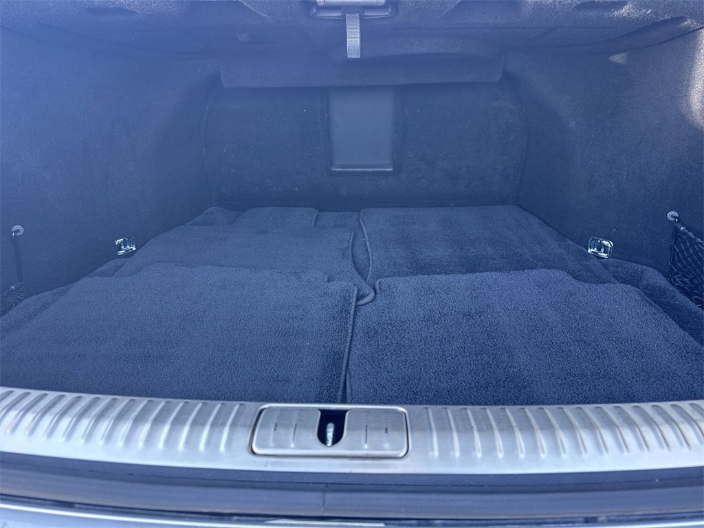 Used 2019 Genesis G90 3.3T Premium image 18