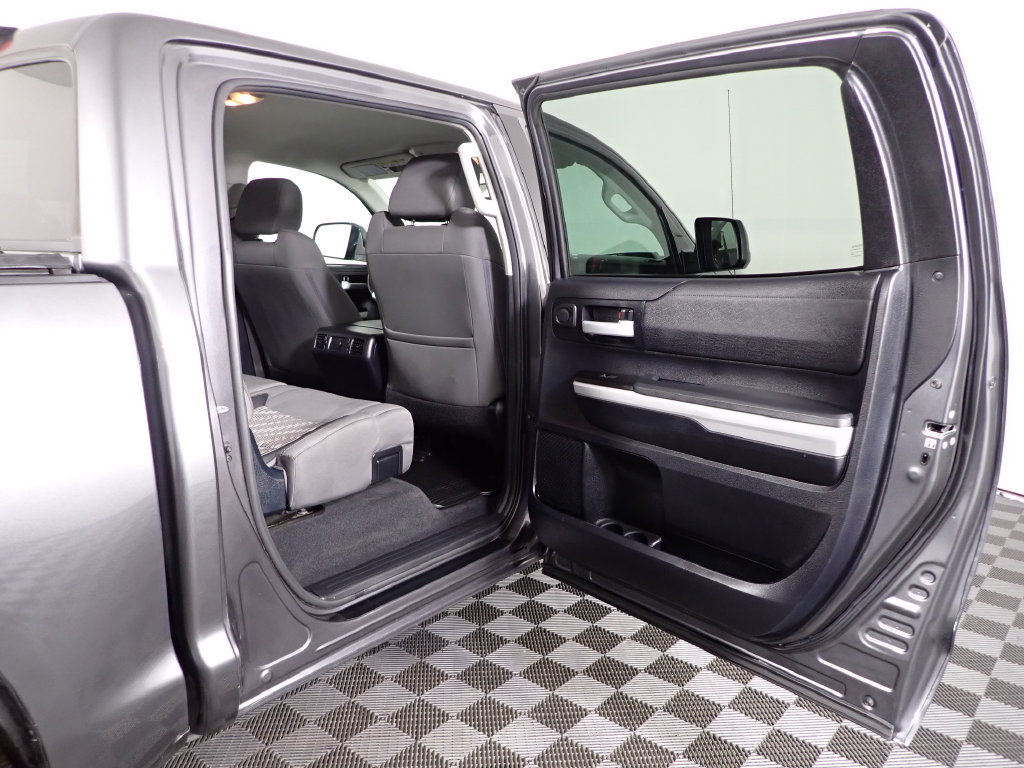 Used 2018 Toyota Tundra SR5 w/ TRD Off Road Package AWD/4WD image 32