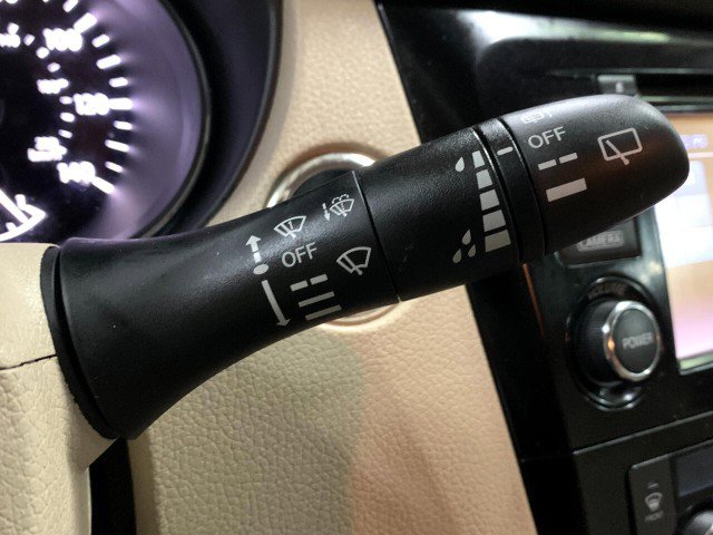 Used 2015 Nissan Rogue SL image 25