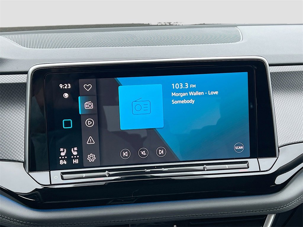 Used 2024 Volkswagen Atlas Peak Edition SE image 14