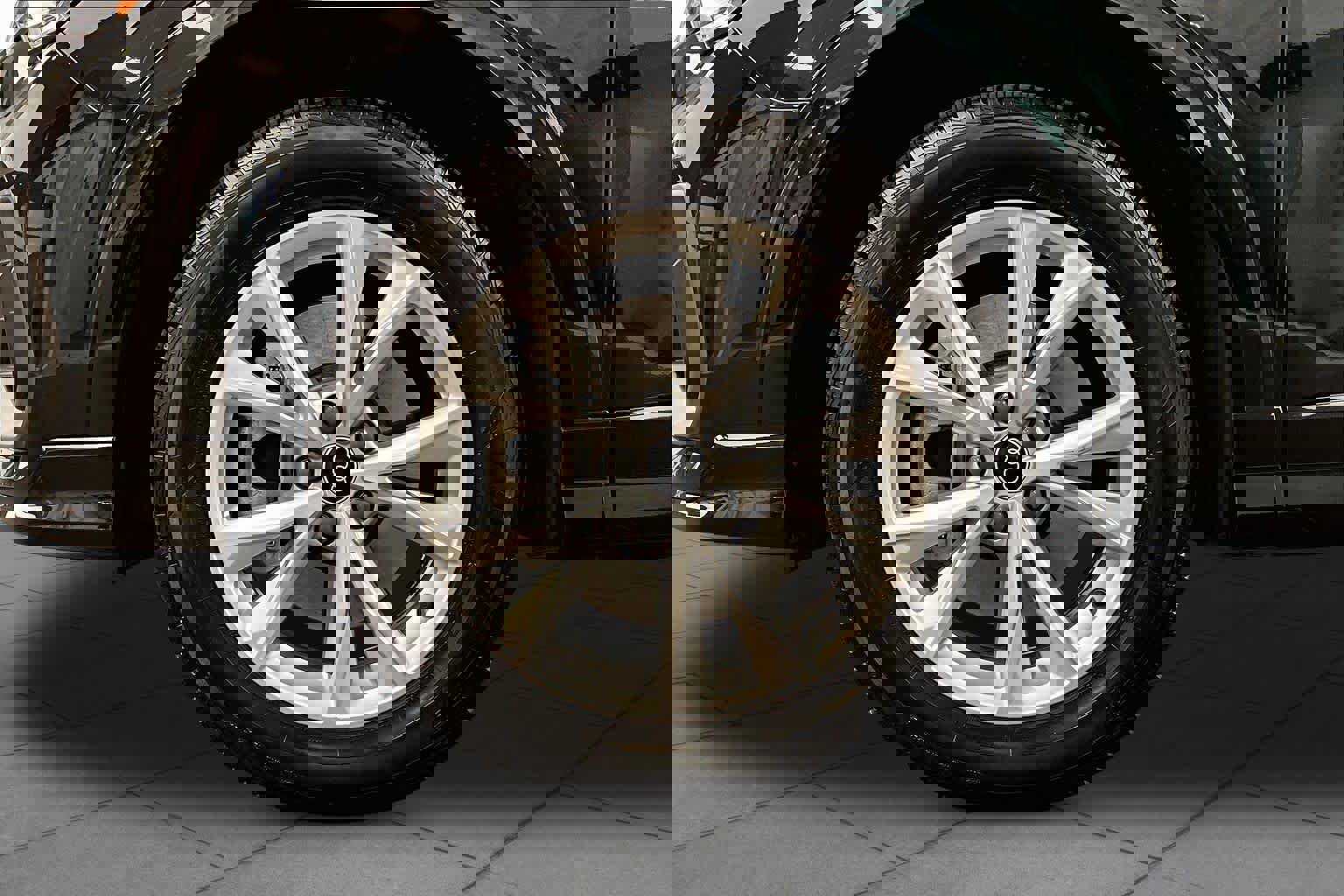 Certified 2021 Audi Q3 2.0T Premium w/ Convenience Package AWD/4WD image 11